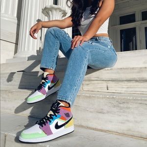 Meet your Posher, Bella